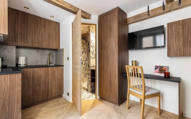 Studio in the Heart of Paris Batignolles