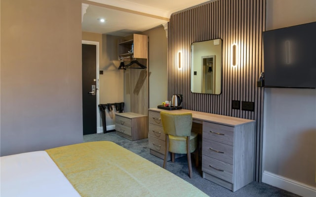 Daresbury Park Hotel