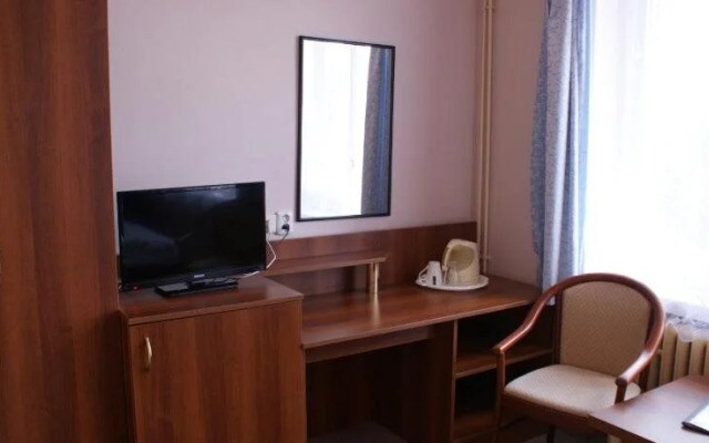 Hotel Trim