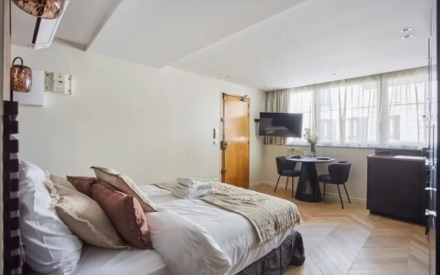Sublime AC Suite Luxembourg St Germain des Pres