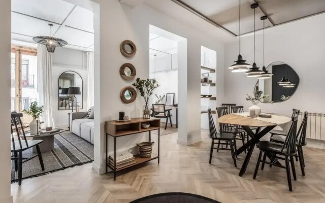 Anayet - 4 Bedrooms Apartment in Malasa a