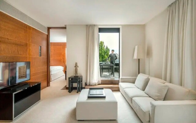 COMO The Halkin
