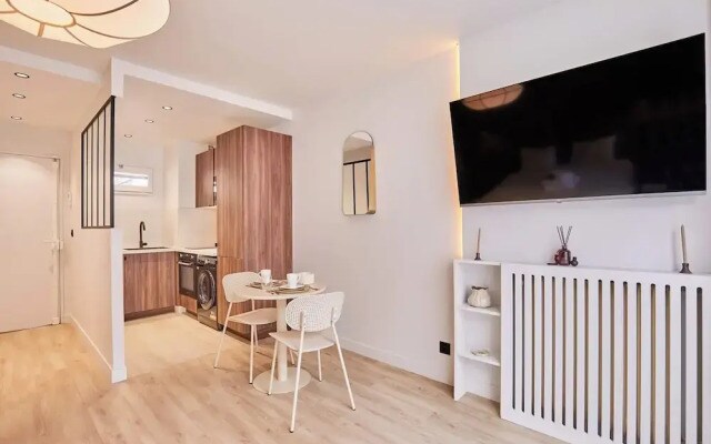 THE Parisian Suite / Center of Paris