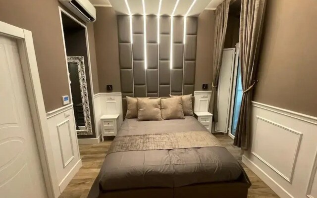 Lary's Rooms