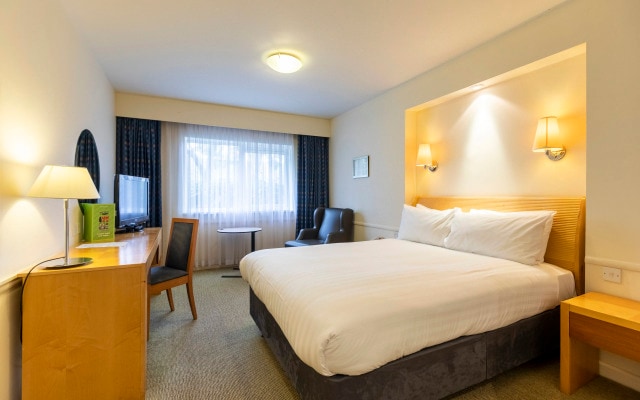 Holiday Inn Guildford by IHG