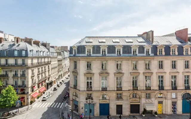 Merveil Luxury Suites - Royale - Saint Honore view