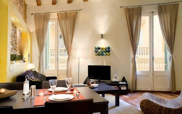 Picasso Apartment