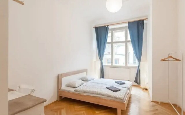Central Apt with Netflix subscription