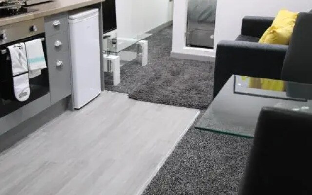 Halifax House, Studio Apartment 214