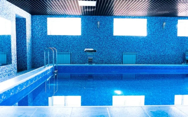 Hotel Semeynyy