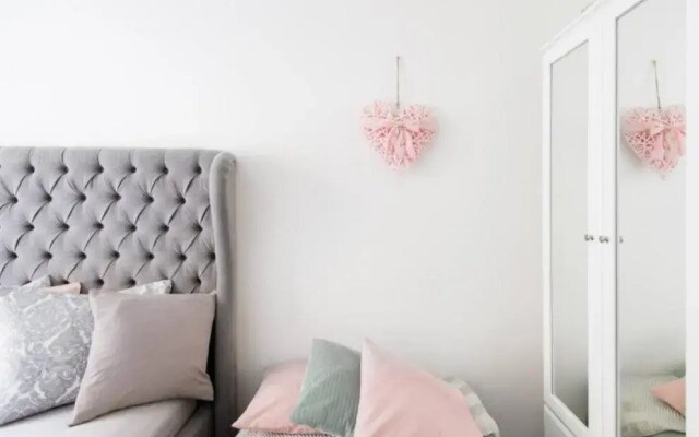 AIRSTAY PRAGUE Romantic apartments Karlin