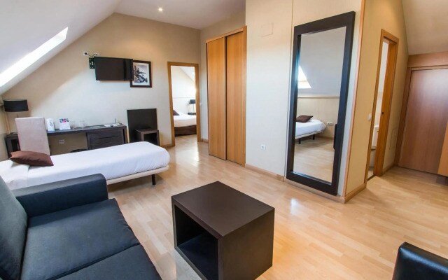Hotel Suites Feria de Madrid