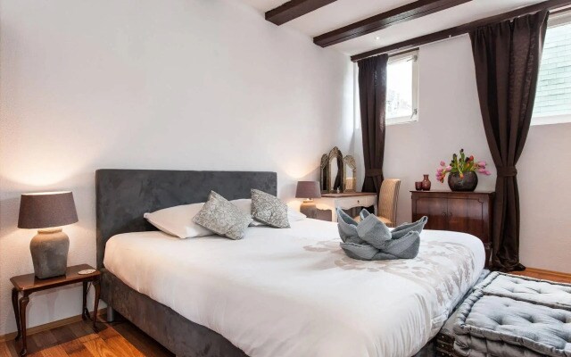 Crown Guesthouse Amsterdam