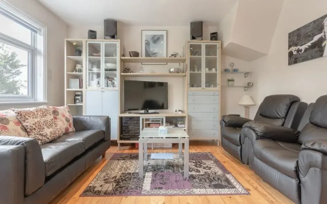 Spacious 2 Bedroom Flat in Acton