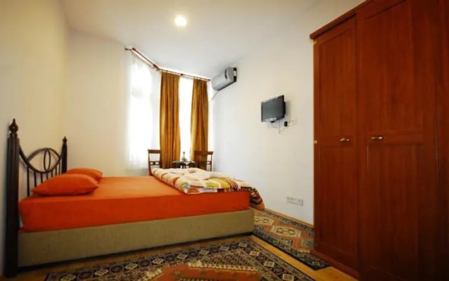 Station Hostel 34