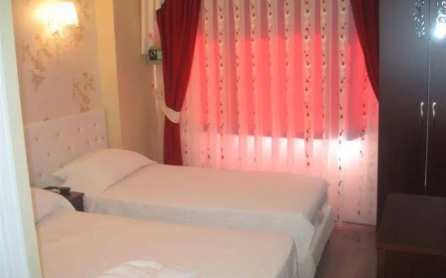 Hotel Eve House