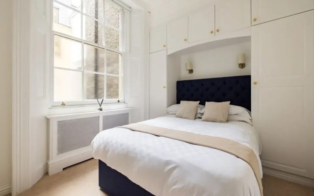 Luxury 2-bed Apartment in Knightsbridge