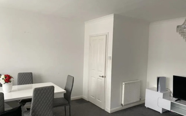 Gorgeous 2-bed Apt in Leafy Richmond!