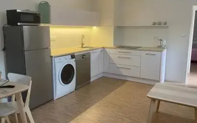 Red Travel Apartment