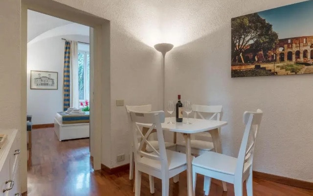 CS Piazza Venezia Apartment
