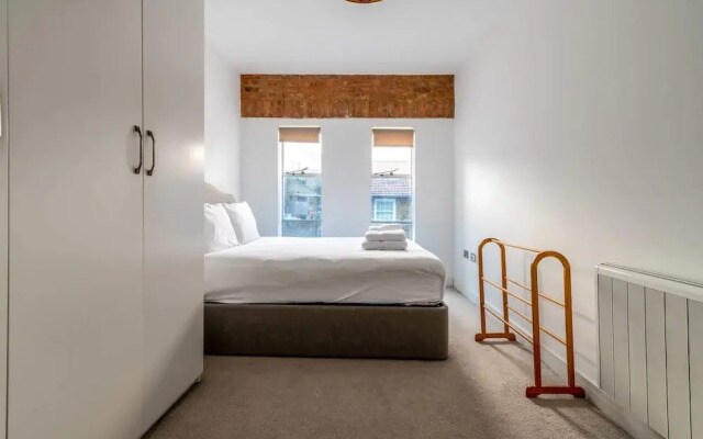 Trendy Elephant and Castle Home