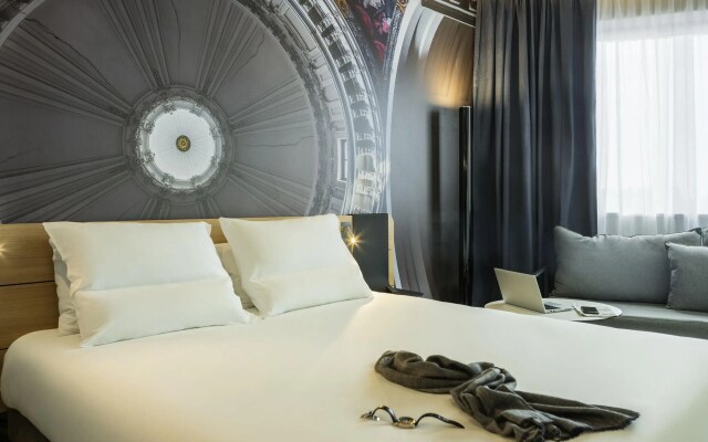 Отель Novotel Belleville Paris 20