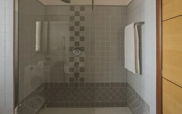 San Pietro Cozy And Quiet Three-room Apt