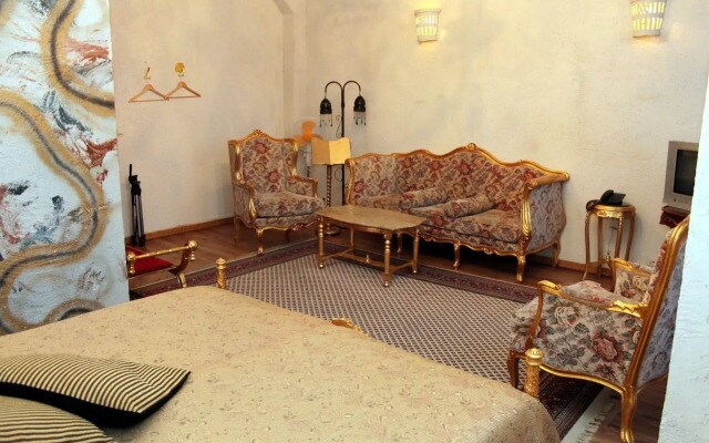 Hotel Fontaine Royal