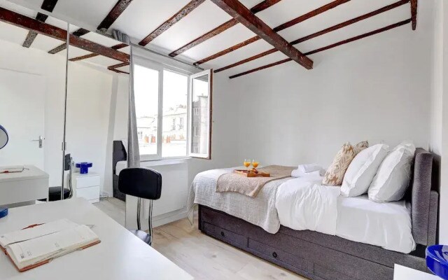 Chic 1BR Steps from Montorgueil