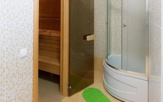 Hotel Garazh