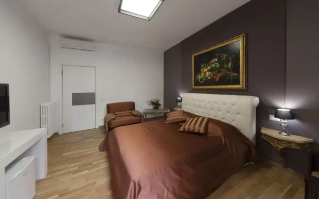 Golden House Roma