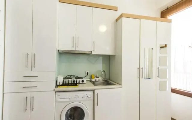 Athena Suites