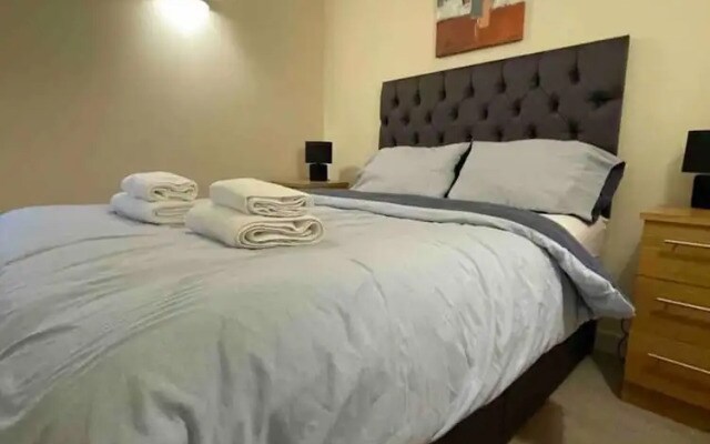 Stunning 1-bed Apartment in Salford