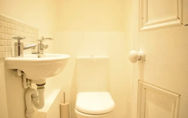 2 Bedroom Apartment In Chelsea