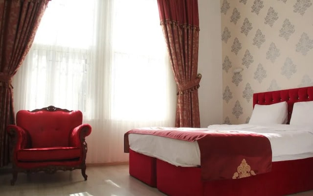 Ada Antik Otel