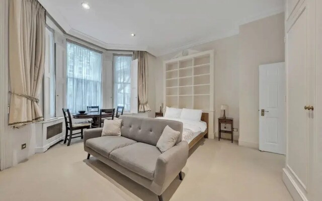 Beaufort Gardens Collection