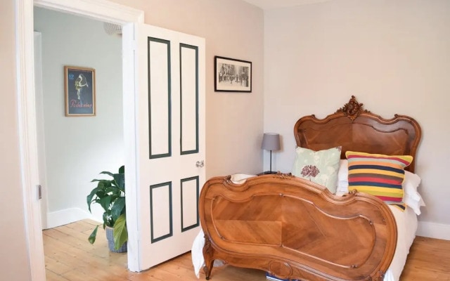 2 Bedroom House in Islington