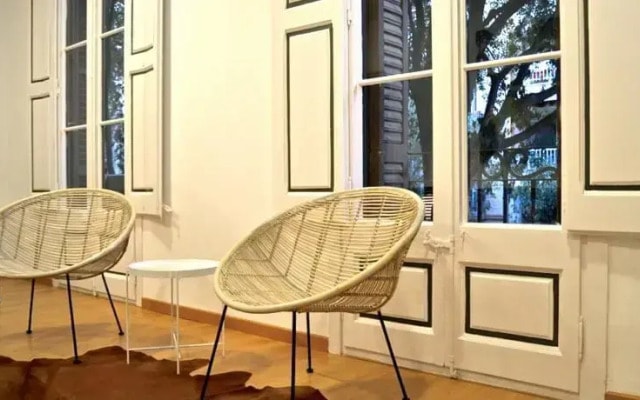 KM Rocafort Apartment