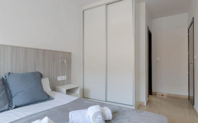 LA MERCED Apartment V 2BR 2BT