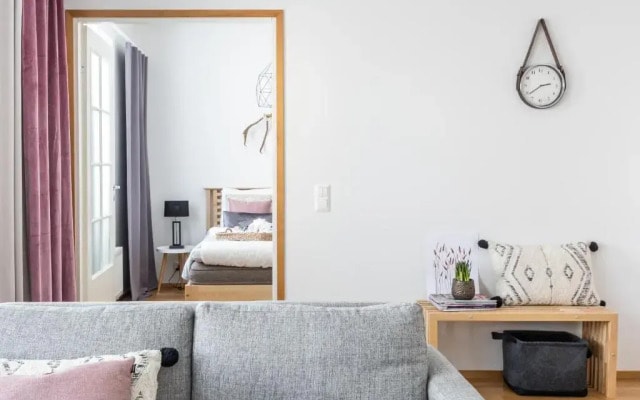 Arctic Aurora City Suite