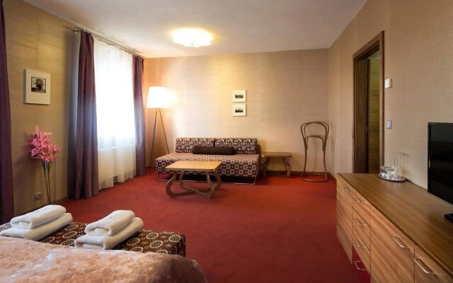 Hotel Rajska Zahrada