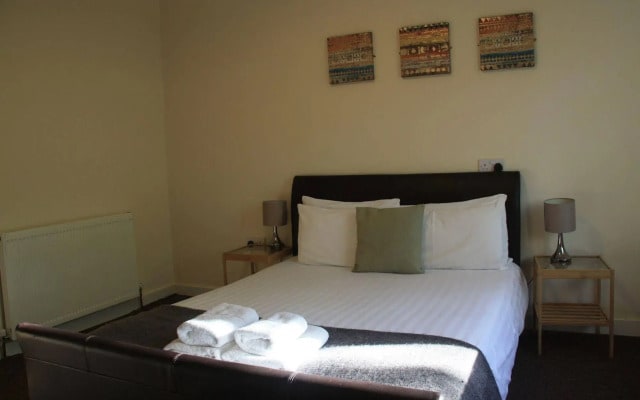 Rufford Court