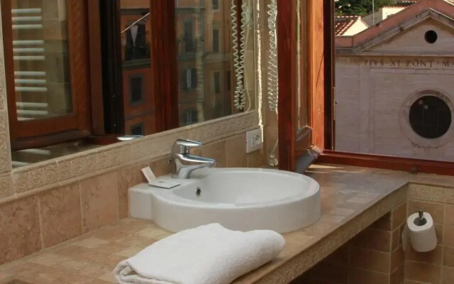 Gaudi Guest House
