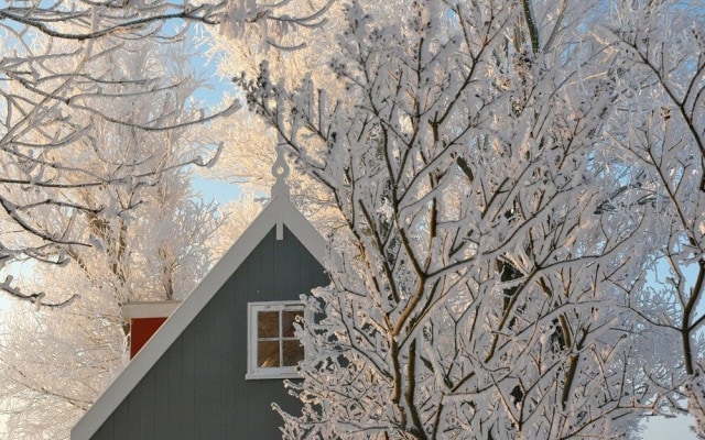 Quaint Holiday Home in Amsterdam near Lake