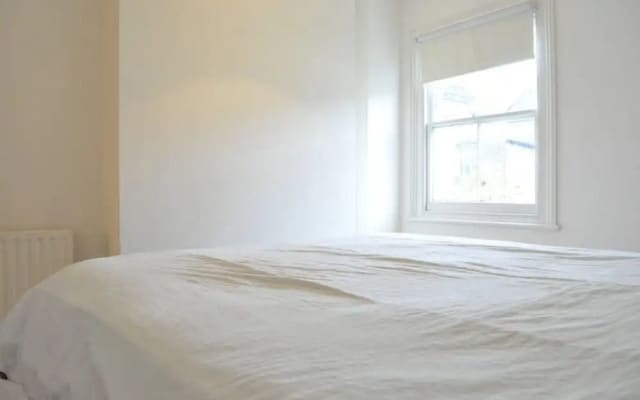 Bright 2 Bedroom Apartment in Battersea
