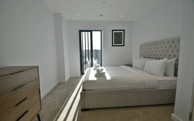 Modern 2 Bedroom Apartment in Green Gate