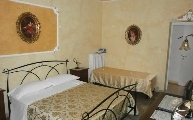 Baylon Suites