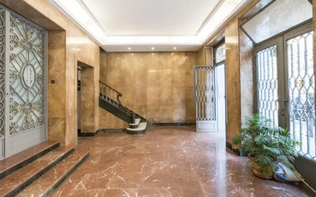 Urbe10 Atarazanas 2 Bedrooms Apartment