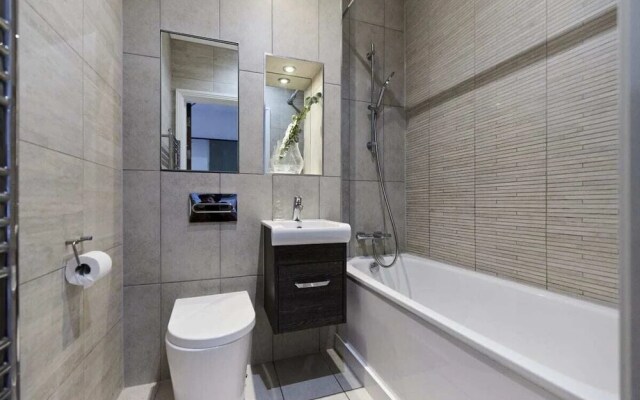 The Wembley Crib Lovely 1bdr Flat With Balcony