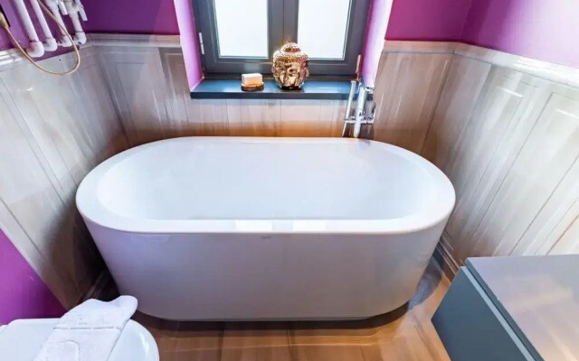 Historical Flat With Turkish Hammam